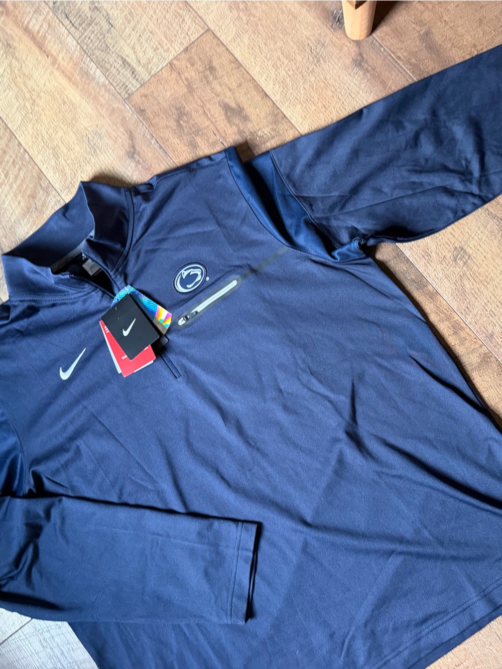 Nike Men’s Navy Blue Long-Sleeve Performance Pullover